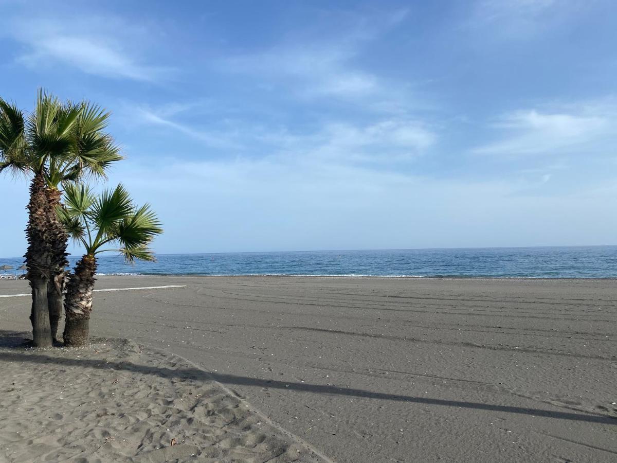 Beach Apartment El Faro Torrox Exterior foto